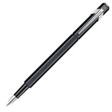 Перьевая ручка Caran d’Ache (Карандаш) 849 Black Fountain Pen Medium
